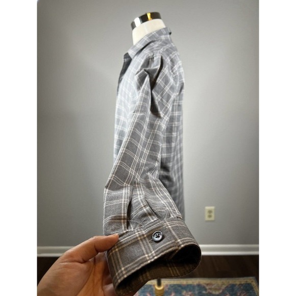 Theory Men’s Plaid Grid Flannel Button Down Shirt Size XL Cream Gray - Picture 3 of 7